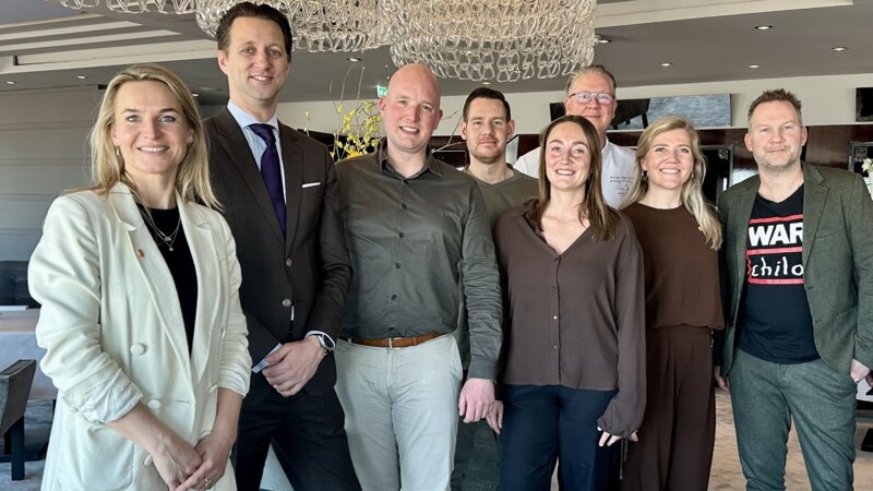 24H Chefs organisator Tjitze van Dam (3e van links) 24H Chefs organisator Tjitze van Dam (3e van links)