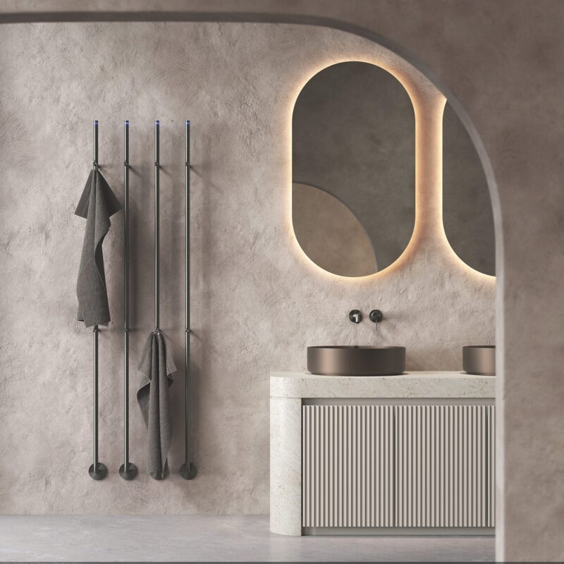 Instamat Jay handdoekwarmer in Gun Metal Instamat Jay handdoekwarmer in Gun Metal