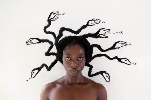 Laetitia Ky, Medusa's blik, 2022, Credits Laetitia Ky, Courtesy LIS10 Gallery Laetitia Ky, Medusa's blik, 2022, Credits Laetitia Ky, Courtesy LIS10 Gallery
