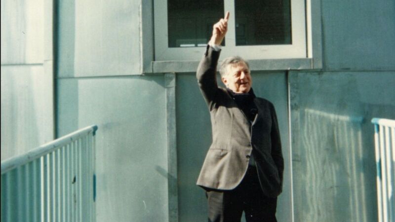 Aldo Rossi op de Belvedère van Bonnefanten, 1995. Foto Cristiano Urban Aldo Rossi op de Belvedère van Bonnefanten, 1995. Foto Cristiano Urban