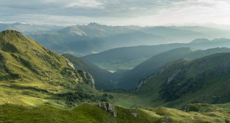 Met de Ötzi Trek en de Arlberg Trail is Tirol 2 nieuwe lange-afstandswandelroutes rijker