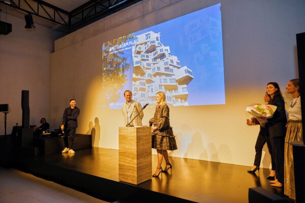 Robine Talboom en Ernst Faber winnaars360 Marketing Experience Award