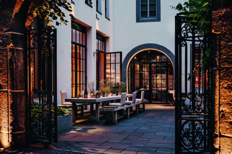 Wine,  dine & design aan de Rijn: Pure Luxury Boutique Hotel & Restaurant