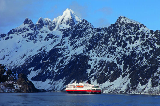 Ontdek de adembenemende fjordenkust van Noorwegen: maak de mooiste zeereis ter wereld met Hurtigruten